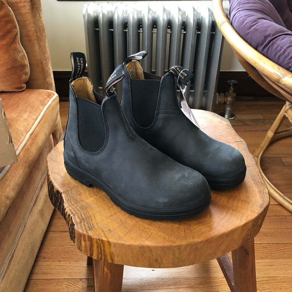 Rustic Black Blundstone BRAND NEW